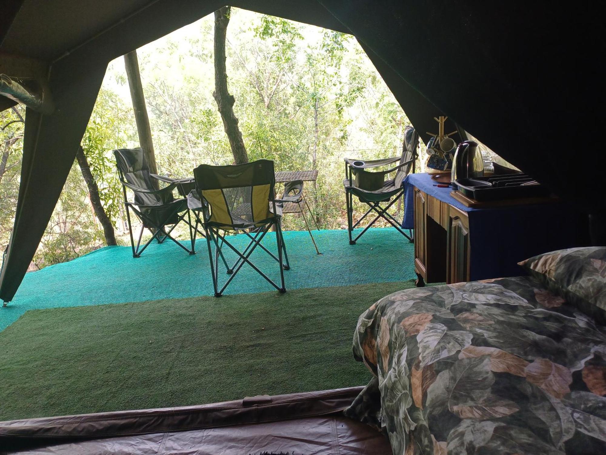 Kalkheuvel Adorable Unique Guest House - African Bush Feel מראה חיצוני תמונה